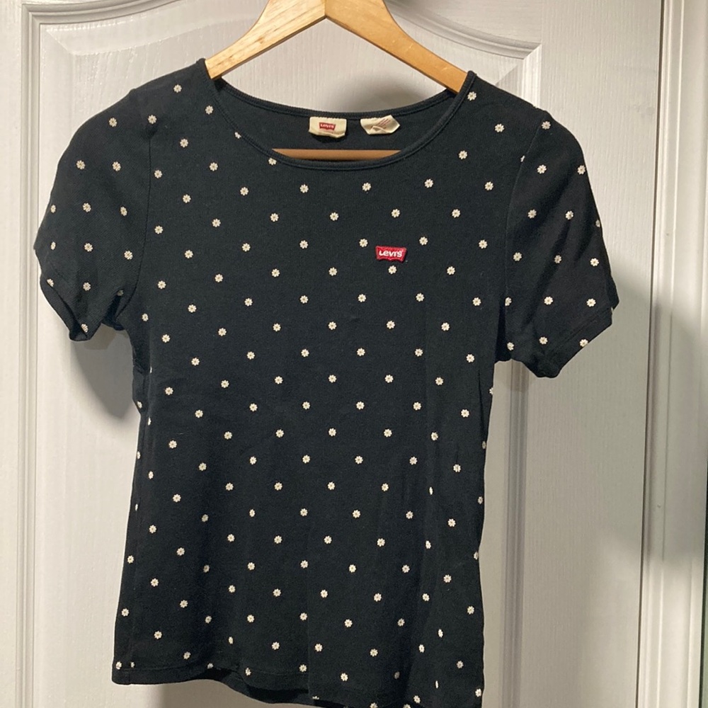 Levi's Women's Black Daisy-Print Short Sleeve Tee